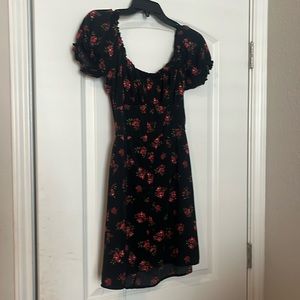 Cute women’s Floral country dress.